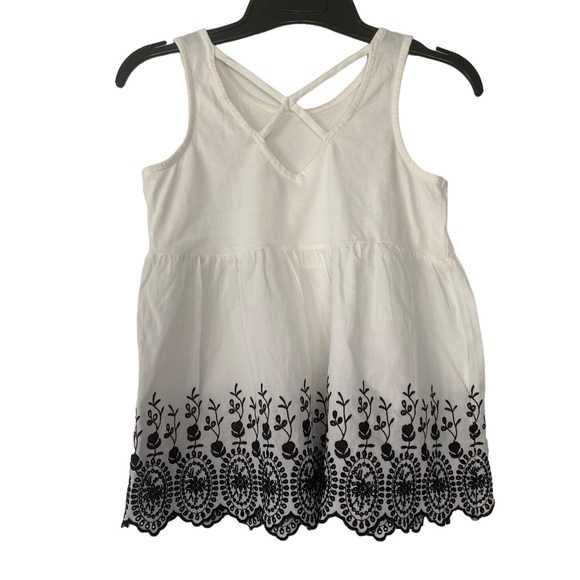 GAP White Embroidered Tank Top - Girls 12 Years Old - Picture 3 of 4
